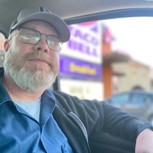 Meet your Posher, Chad